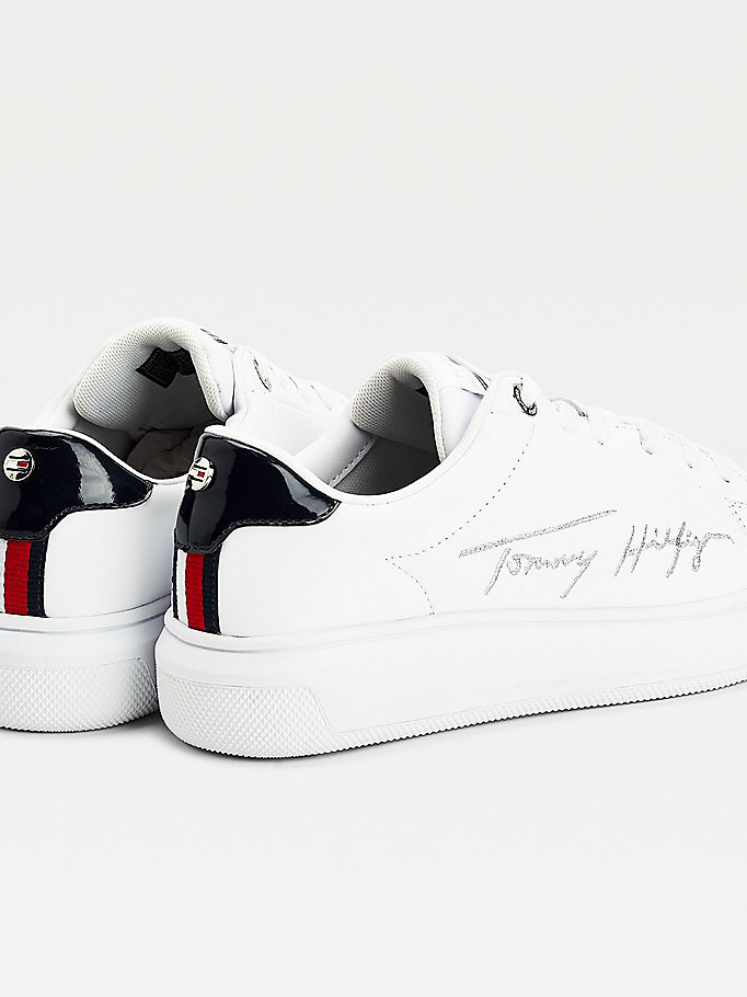 Tommy Hilfiger Signature Embroidery Lær Cupsole Joggesko Dame Hvite | HJOBKU-560