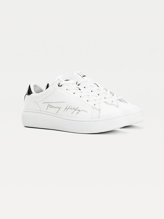 Tommy Hilfiger Signature Embroidery Lær Cupsole Joggesko Dame Hvite | HJOBKU-560